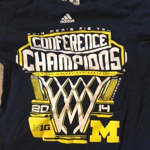 Michigan basketball shirt